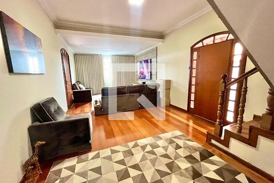 Casa à venda com 4 quartos, 392m² em Santa Monica, Belo Horizonte