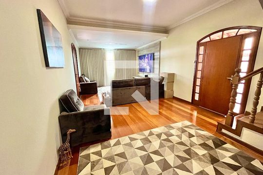 Casa à venda com 4 quartos, 392m² em Santa Monica, Belo Horizonte