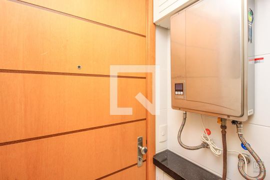Área de Serviço de apartamento à venda com 3 quartos, 126m² em Cavalhada, Porto Alegre