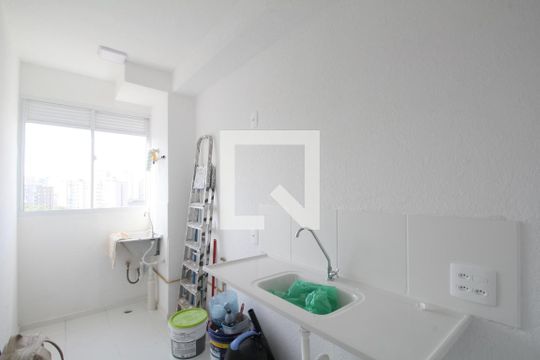 Cozinha de apartamento para alugar com 2 quartos, 45m² em Vila Andrade, São Paulo