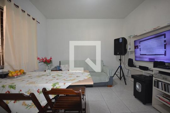 Sala de casa à venda com 2 quartos, 120m² em Campo Grande, Rio de Janeiro