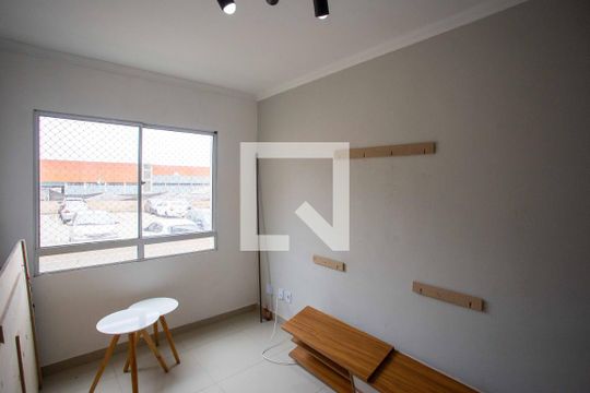 Sala de apartamento à venda com 2 quartos, 42m² em Canhema, Diadema