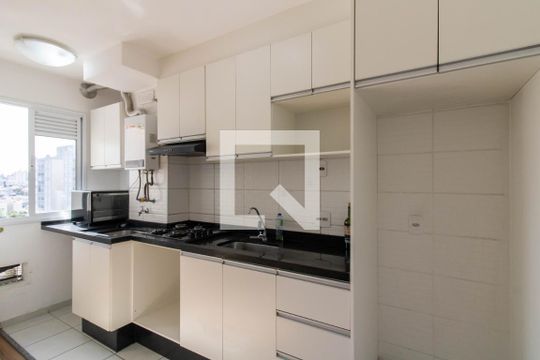 Cozinha de apartamento para alugar com 2 quartos, 41m² em Vila Sao Joao, Guarulhos