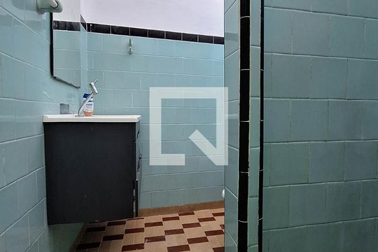 Banheiro de casa para alugar com 2 quartos, 101m² em Fonseca, Niterói