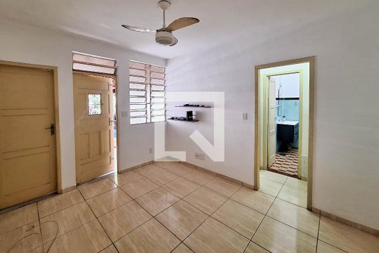 Sala de casa para alugar com 2 quartos, 101m² em Fonseca, Niterói