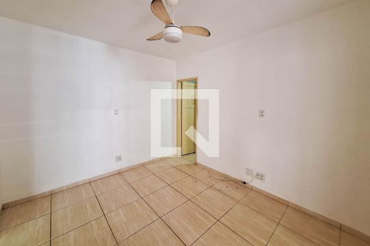 Sala de casa para alugar com 2 quartos, 101m² em Fonseca, Niterói