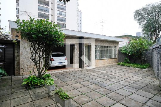Garagem de casa à venda com 3 quartos, 222m² em Vila Caminho do Mar, São Bernardo do Campo
