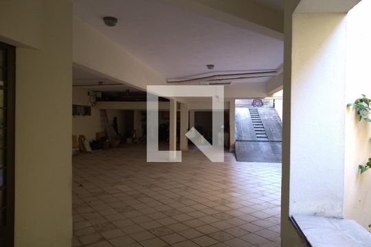 Garagem de casa à venda com 7 quartos, 700m² em Jardim Paraíso, São Paulo