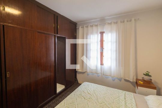 Suíte de casa para alugar com 3 quartos, 150m² em Jardim Peri, São Paulo