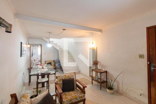 Sala de casa para alugar com 3 quartos, 150m² em Jardim Peri, São Paulo