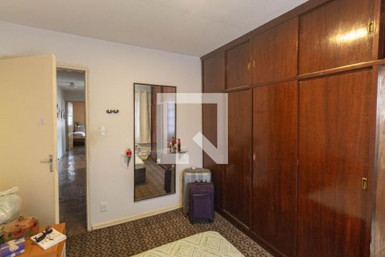 Suíte de casa para alugar com 3 quartos, 150m² em Jardim Peri, São Paulo