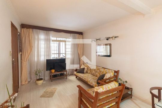 Sala de casa para alugar com 3 quartos, 150m² em Jardim Peri, São Paulo