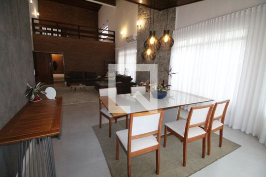Sala 1 de casa de condomínio para alugar com 4 quartos, 380m² em Cj Res Espl do Sol, São José dos Campos