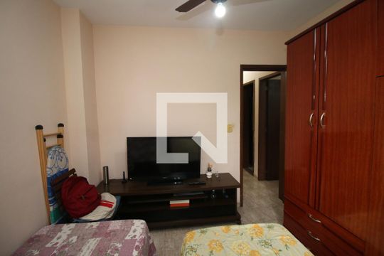 Quarto 1 de apartamento à venda com 3 quartos, 69m² em Olaria, Rio de Janeiro