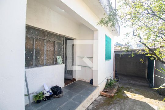 Fachada de casa à venda com 2 quartos, 295m² em A Definir Em Campo, Contagem