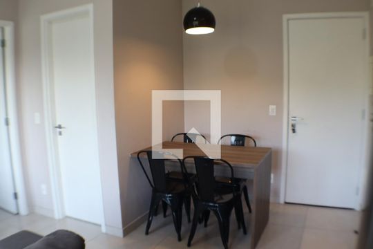 Sala de apartamento à venda com 1 quarto, 50m² em Residencial Tambore Iii, Santana de Parnaíba