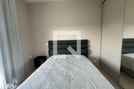 Suíte de apartamento à venda com 1 quarto, 50m² em Residencial Tambore Iii, Santana de Parnaíba