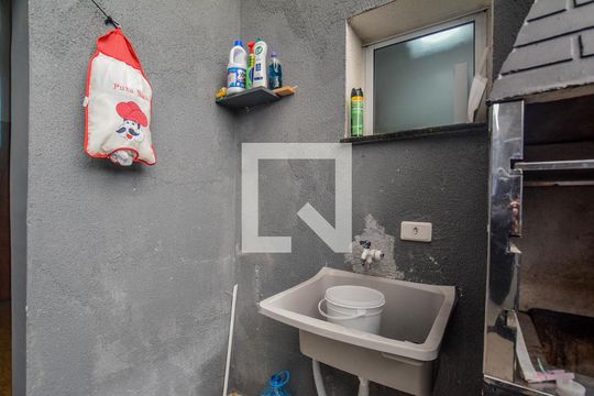 Área de Serviço de apartamento à venda com 2 quartos, 51m² em Vila Vitória, Santo André