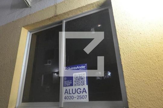 Placa instalada de apartamento à venda com 2 quartos, 48m² em Campo Grande, Rio de Janeiro