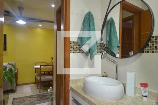 Banheiro de apartamento à venda com 2 quartos, 48m² em Campo Grande, Rio de Janeiro