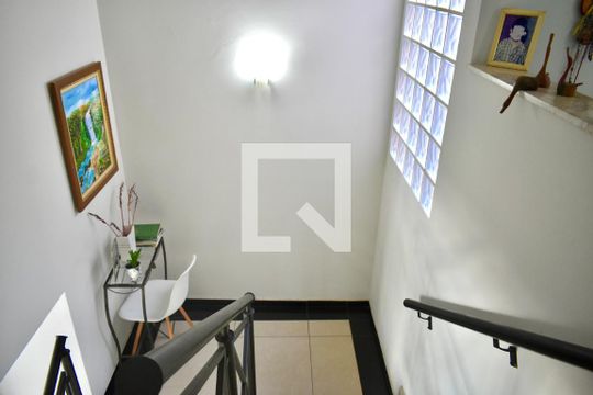 Escadas de casa à venda com 3 quartos, 133m² em Vila da Saúde, São Paulo