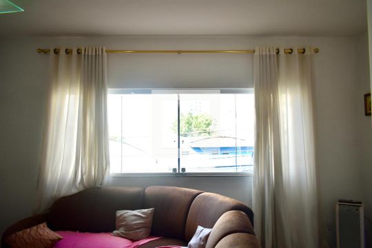 Sala de casa à venda com 3 quartos, 133m² em Vila da Saúde, São Paulo