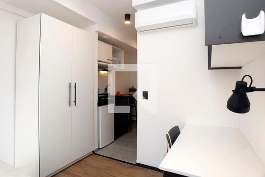 Studio de kitnet/studio para alugar com 1 quarto, 12m² em Bom Fim, Porto Alegre