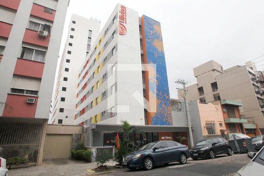 Fachada de kitnet/studio para alugar com 1 quarto, 12m² em Bom Fim, Porto Alegre