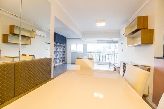 Sala de Jantar de apartamento à venda com 2 quartos, 74m² em Empresarial 18 do Forte, Barueri