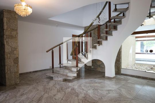 Sala 2 de casa à venda com 4 quartos, 945m² em Interlagos, São Paulo