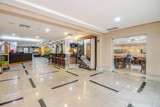 Hall de Entrada de kitnet/studio à venda com 1 quarto, 29m² em Moinhos de Vento, Porto Alegre