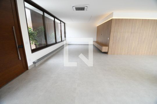Sala de casa de condomínio à venda com 3 quartos, 350m² em Parque Imperador, Campinas