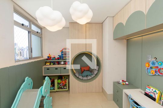 Quarto 1 de apartamento à venda com 5 quartos, 185m² em Estoril, Belo Horizonte