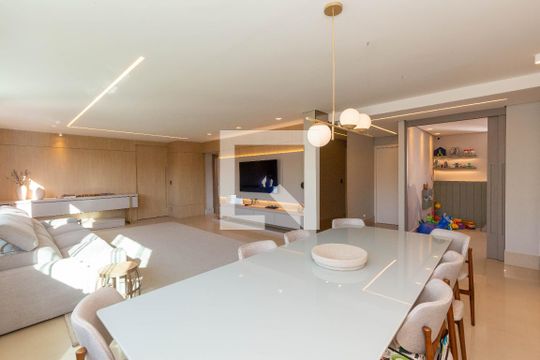 Sala de apartamento à venda com 5 quartos, 185m² em Estoril, Belo Horizonte