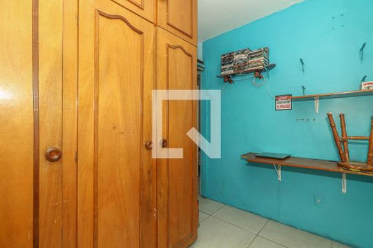Quarto 2 de apartamento para alugar com 2 quartos, 49m² em Rubem Berta, Porto Alegre