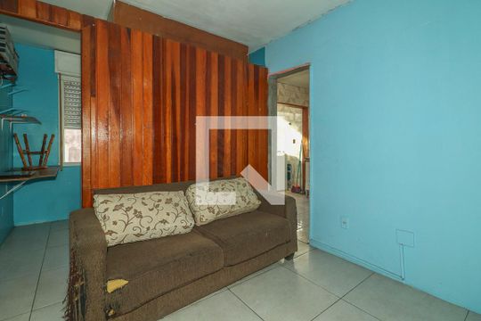 Sala de apartamento para alugar com 2 quartos, 49m² em Rubem Berta, Porto Alegre