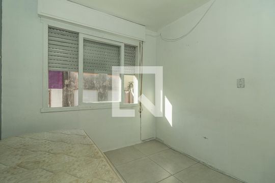 Quarto de apartamento para alugar com 2 quartos, 49m² em Rubem Berta, Porto Alegre