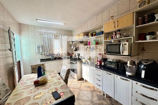 Casa à venda com 2 quartos, 177m² em Jardim do Lar, Várzea Paulista
