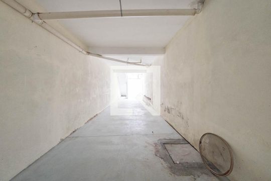 Garagem de casa à venda com 3 quartos, 170m² em Parque Boturussu, São Paulo