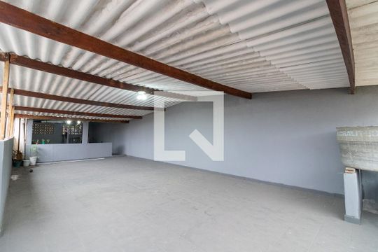 Quintal da Casa 01 de casa à venda com 5 quartos, 295m² em Jardim Popular, São Paulo