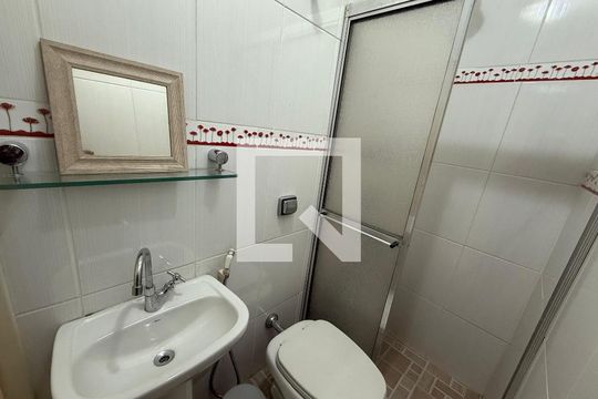 Banheiro de apartamento à venda com 2 quartos, 113m² em Perdizes, São Paulo
