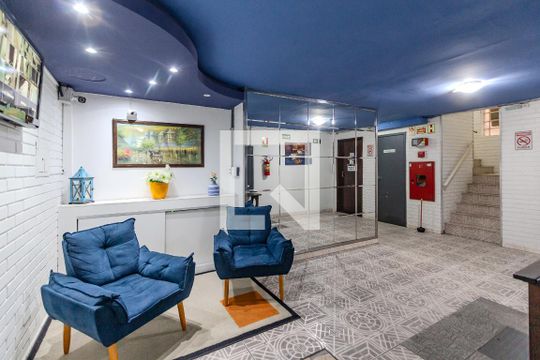 Hall social de apartamento para alugar com 1 quarto, 40m² em Centro Histórico, Porto Alegre