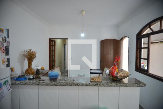 Cozinha de casa à venda com 3 quartos, 180m² em Vila Scarpelli, Santo André