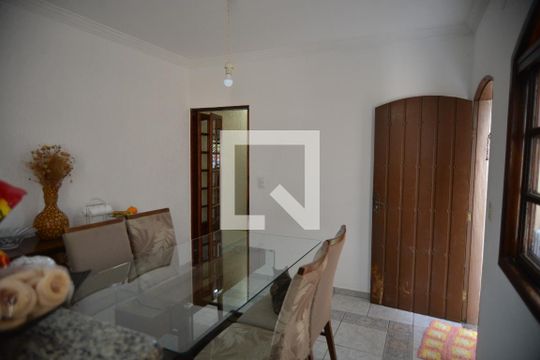 Cozinha de casa à venda com 3 quartos, 180m² em Vila Scarpelli, Santo André
