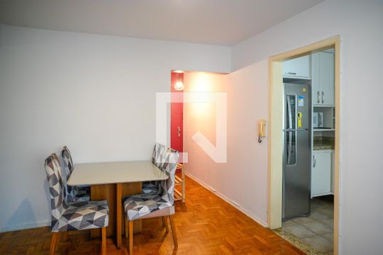 Sala de apartamento para alugar com 1 quarto, 50m² em Aclimação, São Paulo
