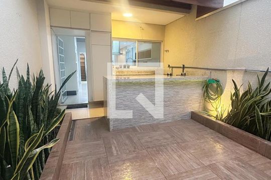 Casa à venda com 3 quartos, 171m² em Água Fria, São Paulo