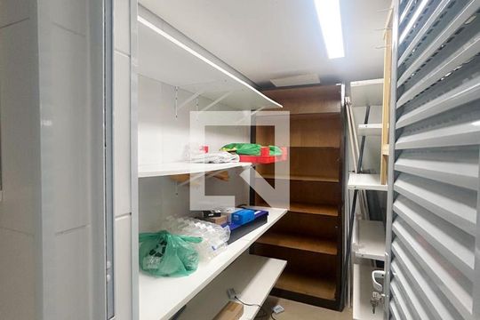 Casa à venda com 3 quartos, 171m² em Água Fria, São Paulo