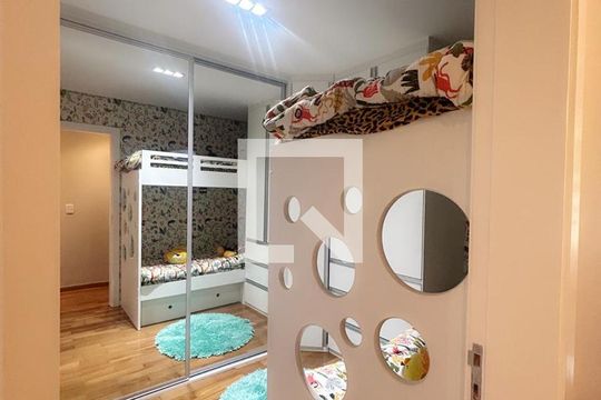 Casa à venda com 3 quartos, 171m² em Água Fria, São Paulo