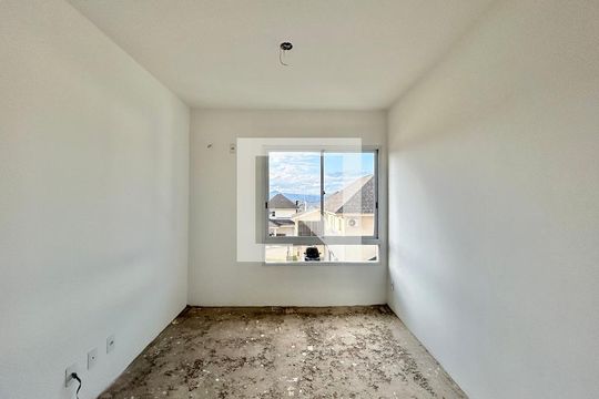 Sala de apartamento à venda com 3 quartos, 60m² em Rondônia, Novo Hamburgo