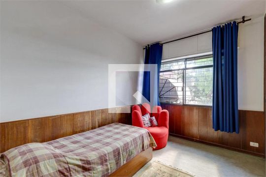 Casa à venda com 3 quartos, 255m² em Brooklin, São Paulo